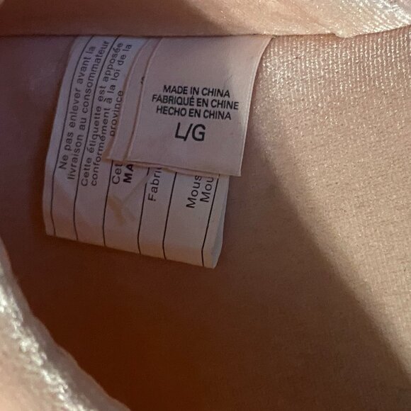 Victoria's Secret Bundle of 4 Slippers Valentines/Xmas/Plaid Size M/L **FIRM** - Picture 6 of 10